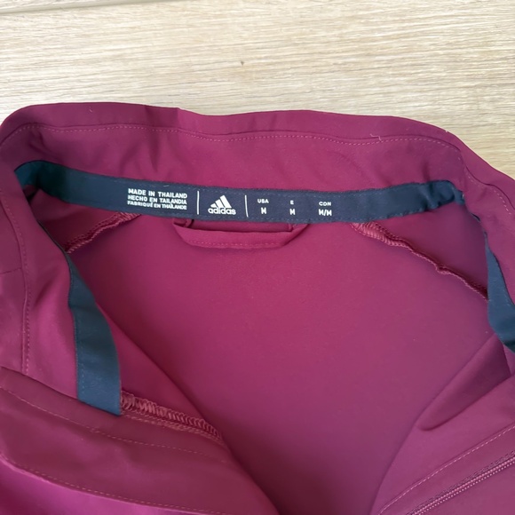 NEW ADIDAS GAME MODE SHORT SLEEVE QUARTER ZIP MAROON SIZE MEDIUM - Picture 3 of 3